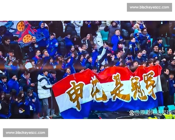 河南建业主场死磕上海申花保级与争冠情绪交织的一场关键对决 河南建业主场死磕上海申花保级与争冠情绪交织的一场关键对决